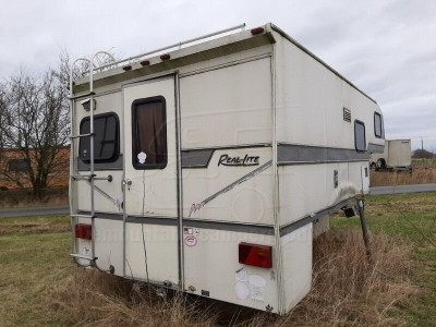 truck-camperReal-Lite-Camper---1579391255548391385_big--20011901473379021800.jpg