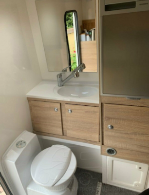 Screen Shot 2019-09-26 at 19.58.40.png